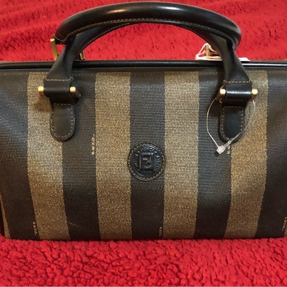 FENDI AUTHENTIC PEQUIN BOSTON BAG. EUC. - Picture 1 of 12